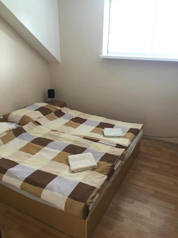 Turisticka Ubytovna Hotel Divin Bagian luar foto